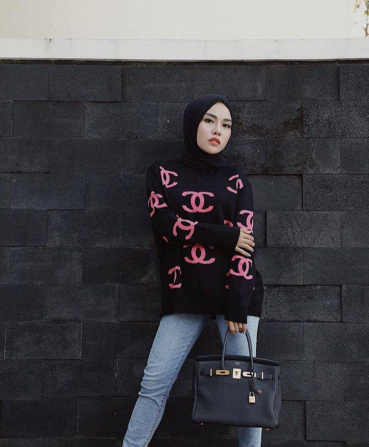 Medina (Instagram.com/medinazein)