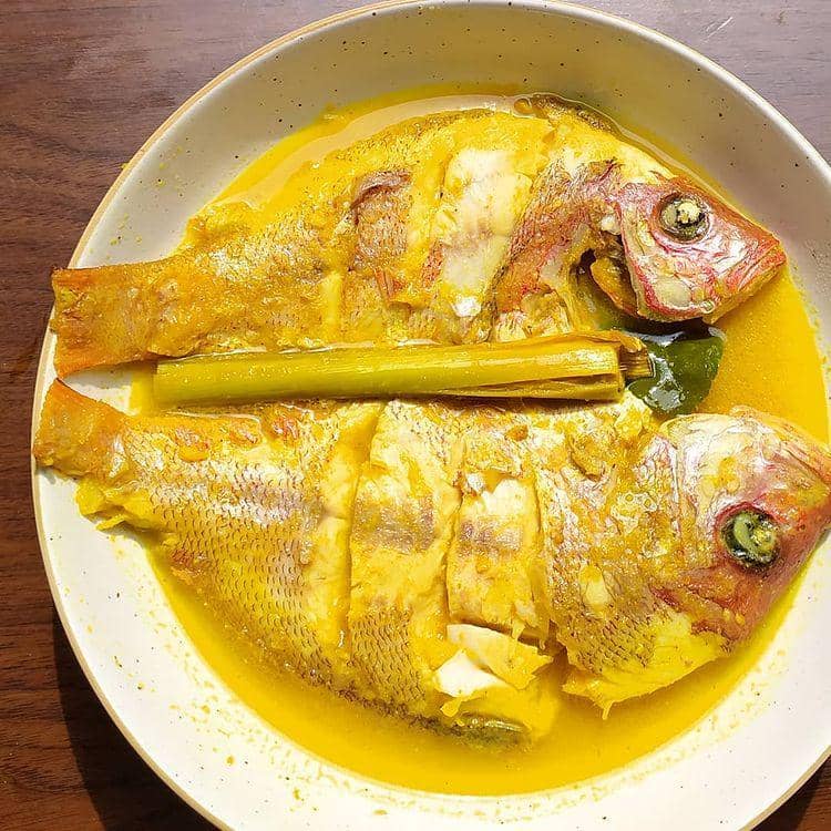 Ikan kuah kuning (instagram.com/meldharmawan)