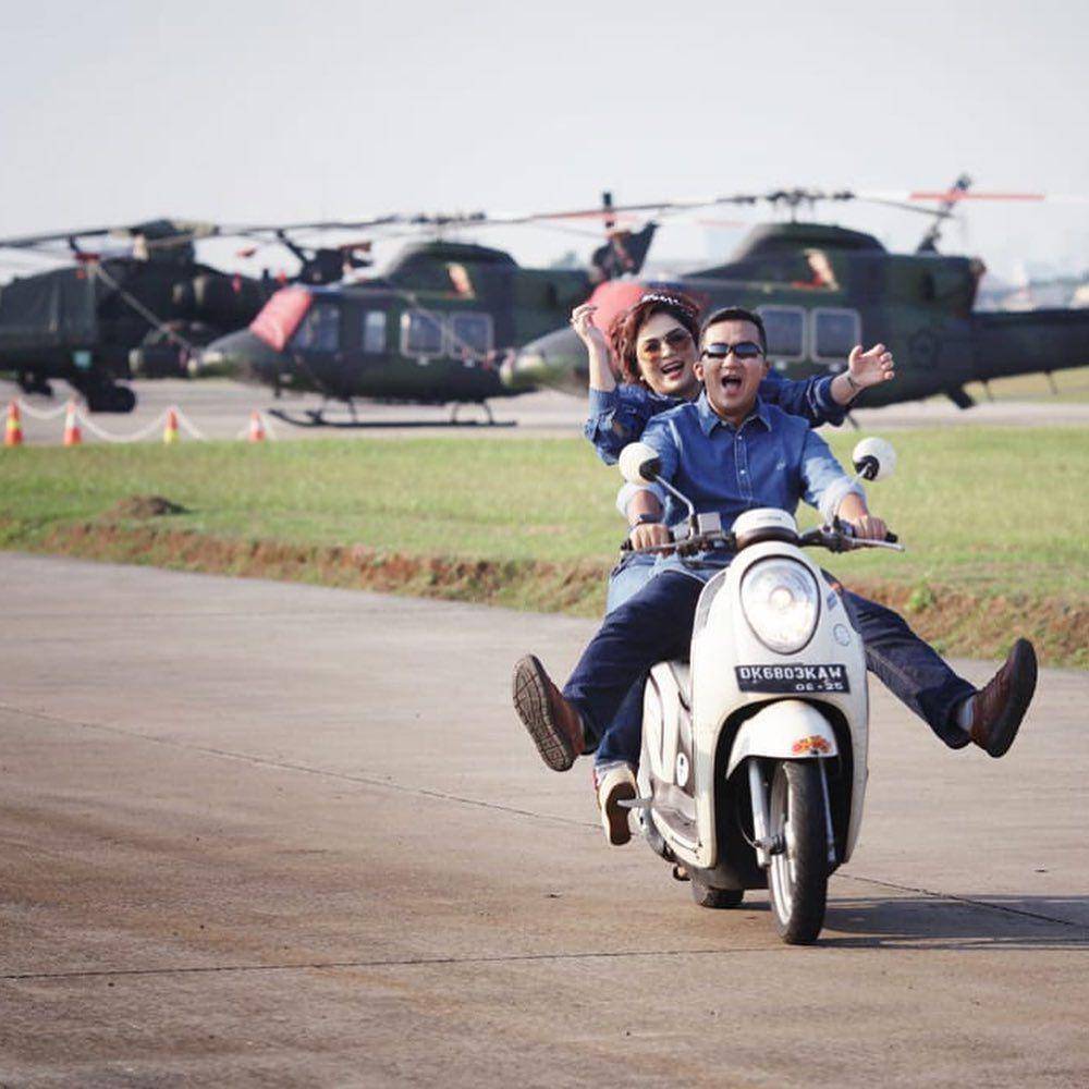 potret Joy Tobing bersama calon suami perwira TNI (instagram.com/yoxforchrist)