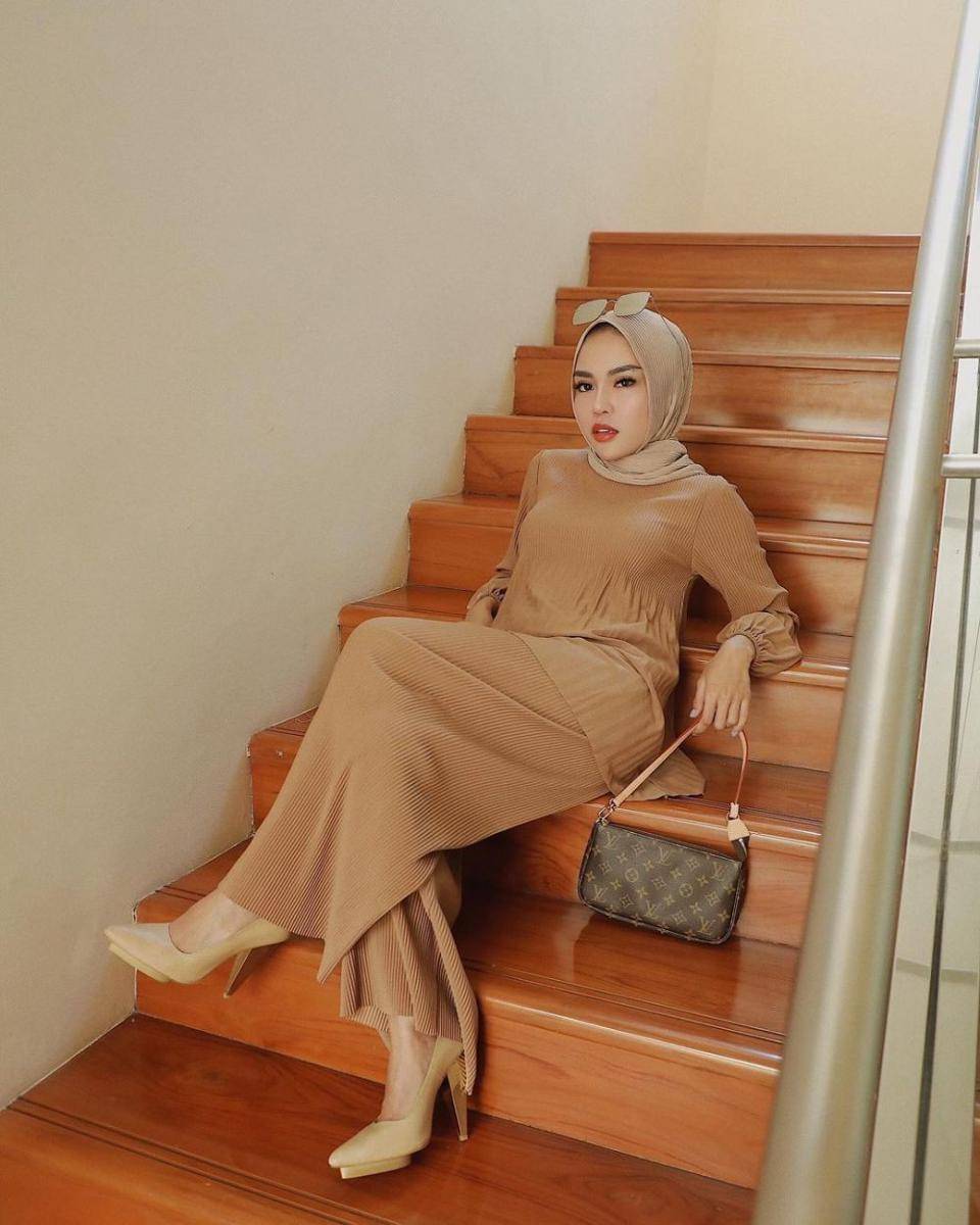 Medina Zein (instagram.com/medinazein)