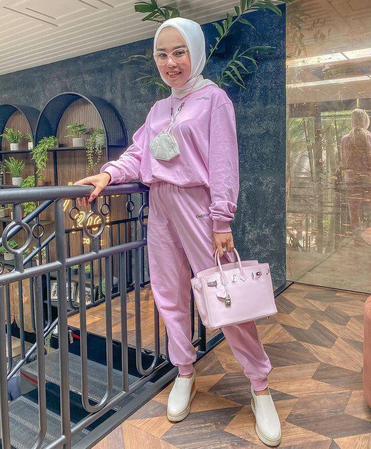 Medina (Instagram.com/medinazein)