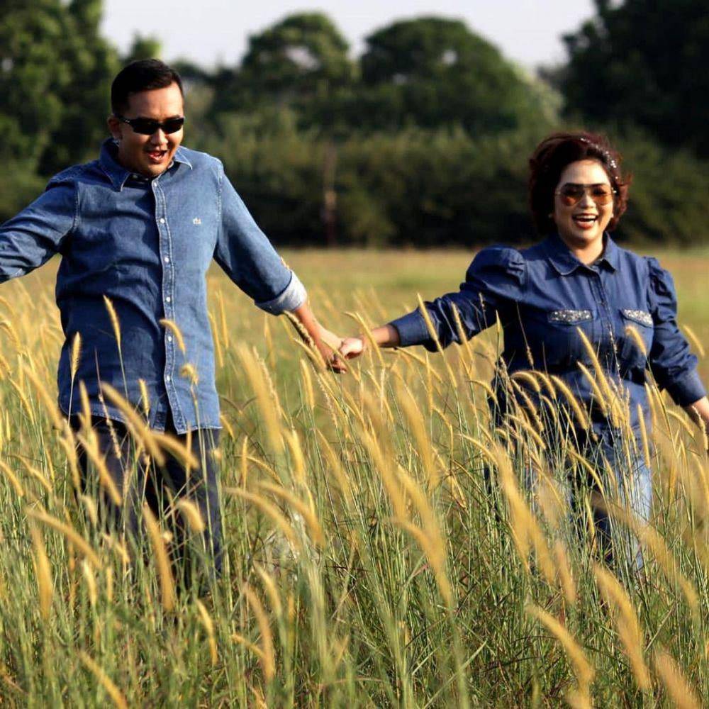 potret Joy Tobing bersama calon suami perwira TNI (instagram.com/yoxforchrist)