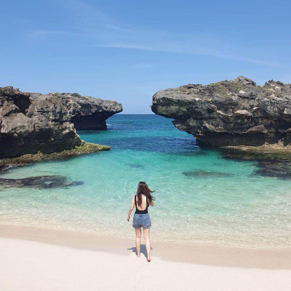 Pantai Mandorak, Sumba (instagram.com/steffylunardy)