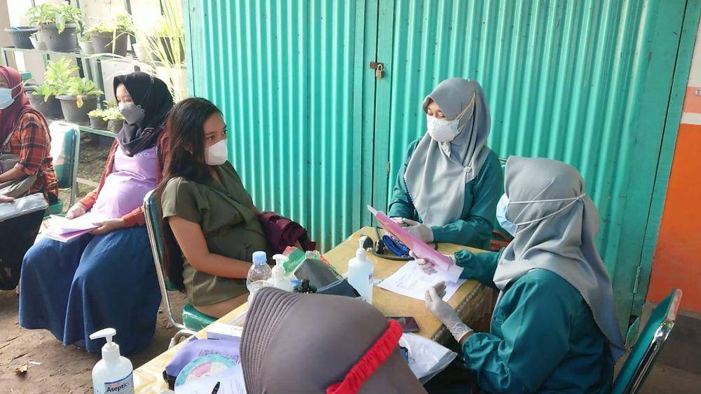 Pelaksanaan vaksinasi ibu hamil di Tulungagung dimulai serentak. IDN Times/ Bramanta Pamungkas