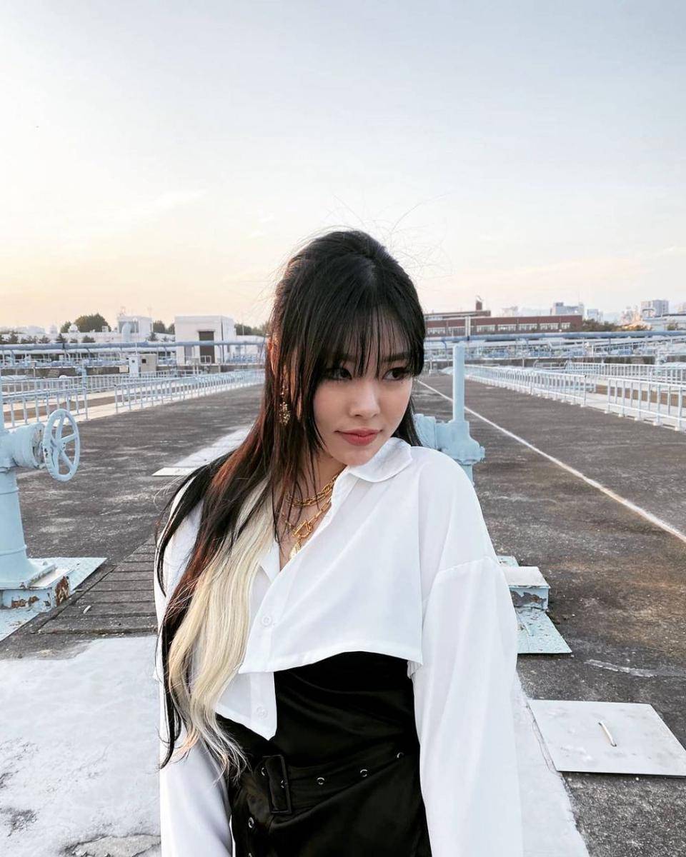 Wheein Mamamoo (instagram.com/whee_inthemood)