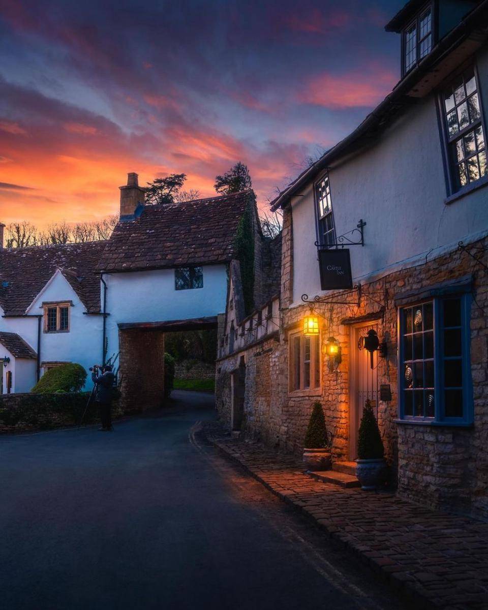 Cotswolds, England (instagram.com/cumacevikphoto)