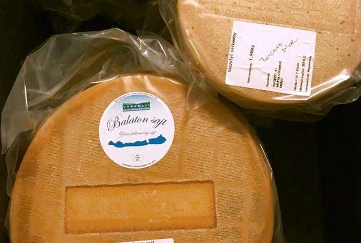 Balaton (instagram.com/balatonikor_official)