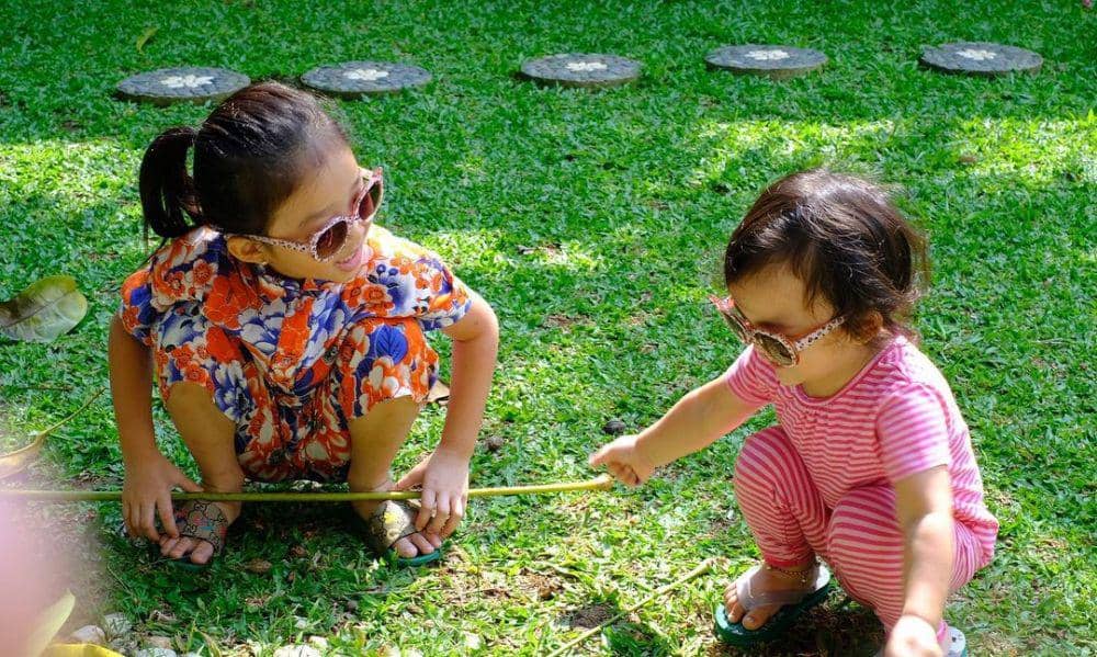 potret Thalia dan Thania (instagram.com/thaliaputrionsu)