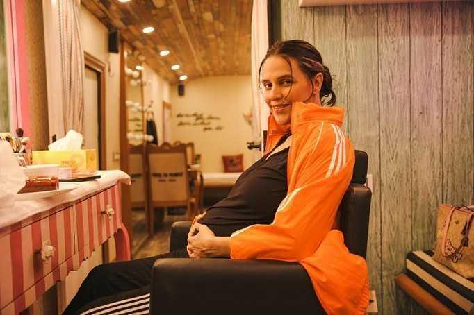 Neha Dhupia (instagram.com/nehadhupia)