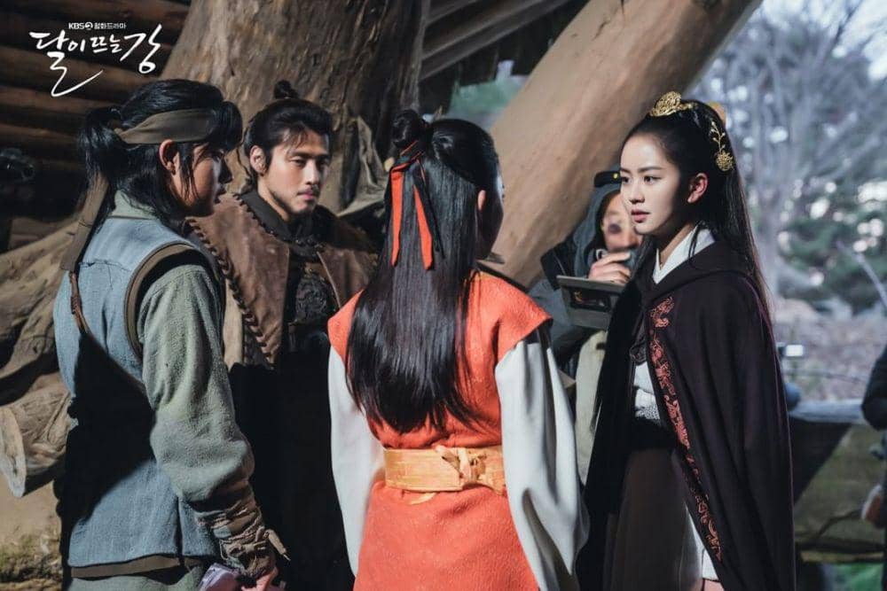 Kim So Hyun dan pemain River Where the Moon Rises (instagram.com/kbsdrama)