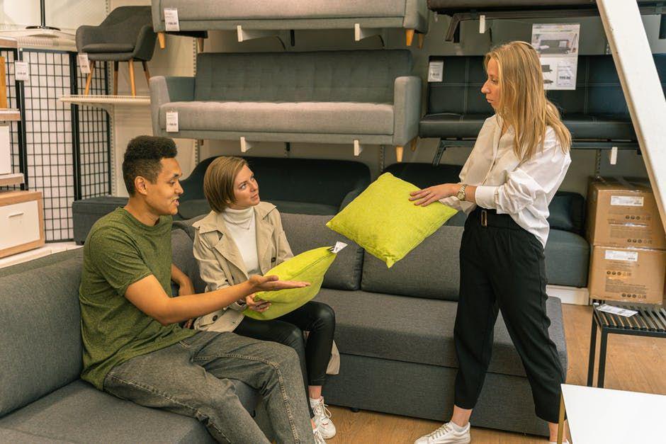 3 Tips Membeli Sofa Secara Online, Aman dan Praktis