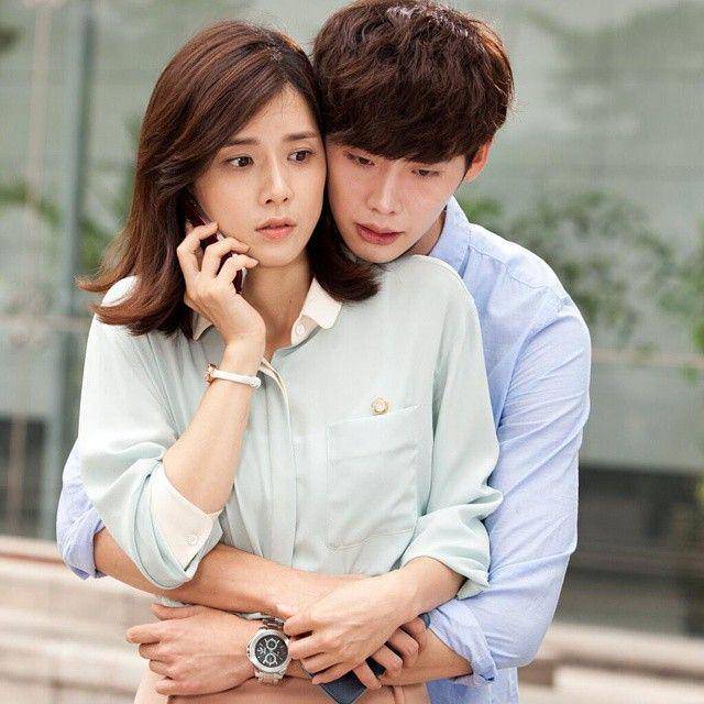 Potret Lee Bo Young dan Lee Jong Suk di drama I Hear Your Voice(instagram.com/i_hear_your_voice)