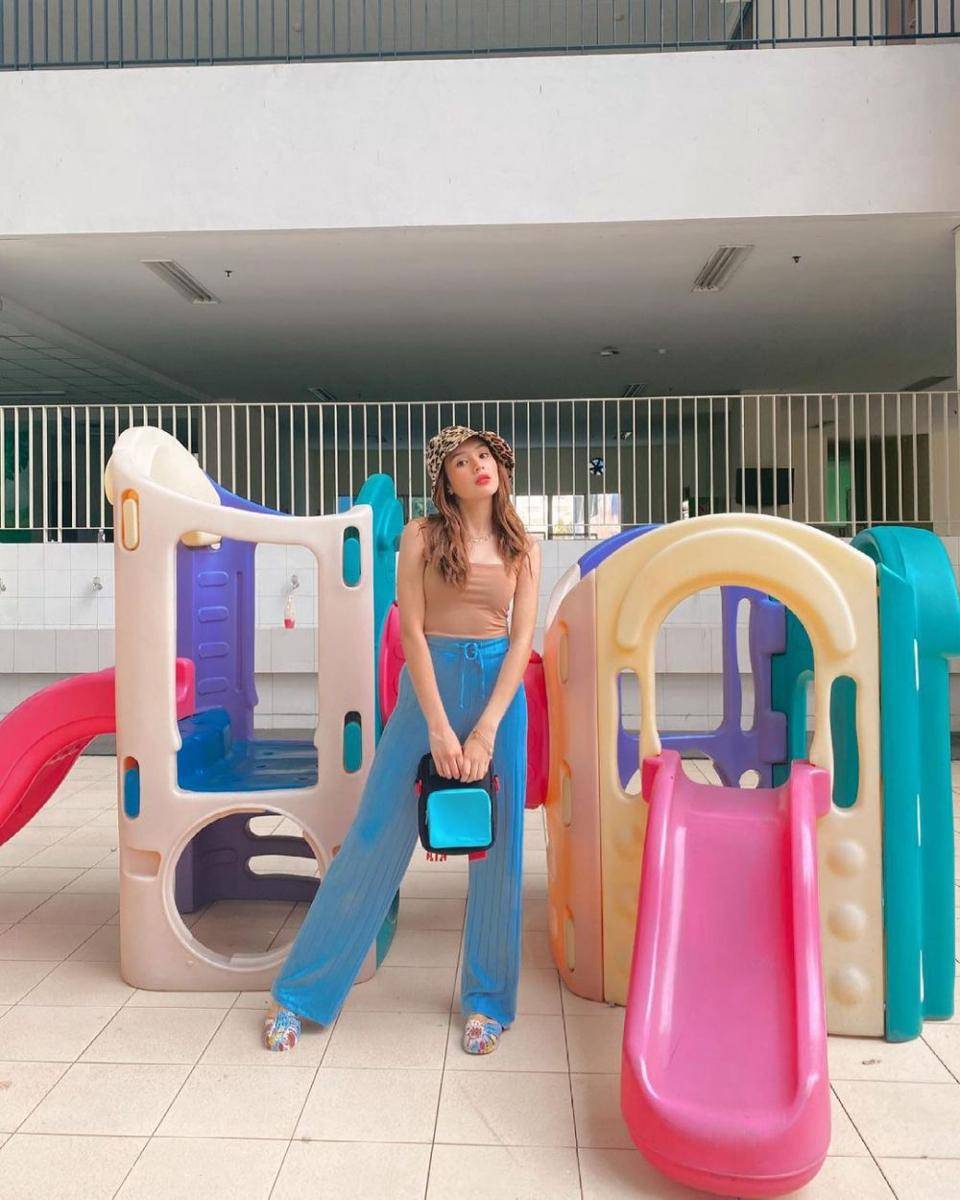 Wide leg pants ala Beby Tsabina (instagram.com/bebytsabina)