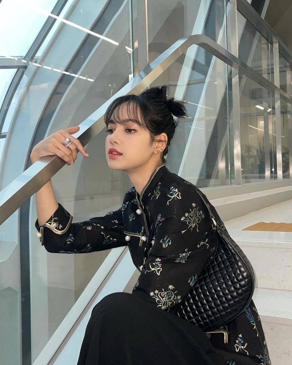 Lisa BLACKPINK (instagram.com/lalalalisa_m)