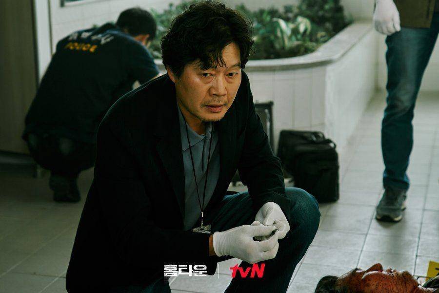Yoo Jae Myung dalam drama Hometown (dok. tvN)