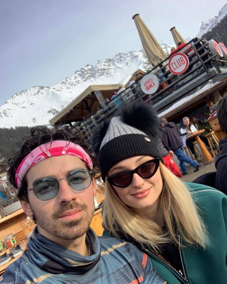 Joe Jonas dan Sophie Turner (instagram.com/sophiet)