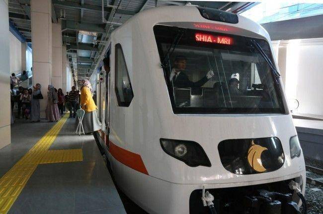Kereta Api Bandara Soetta (bumn.go.id)