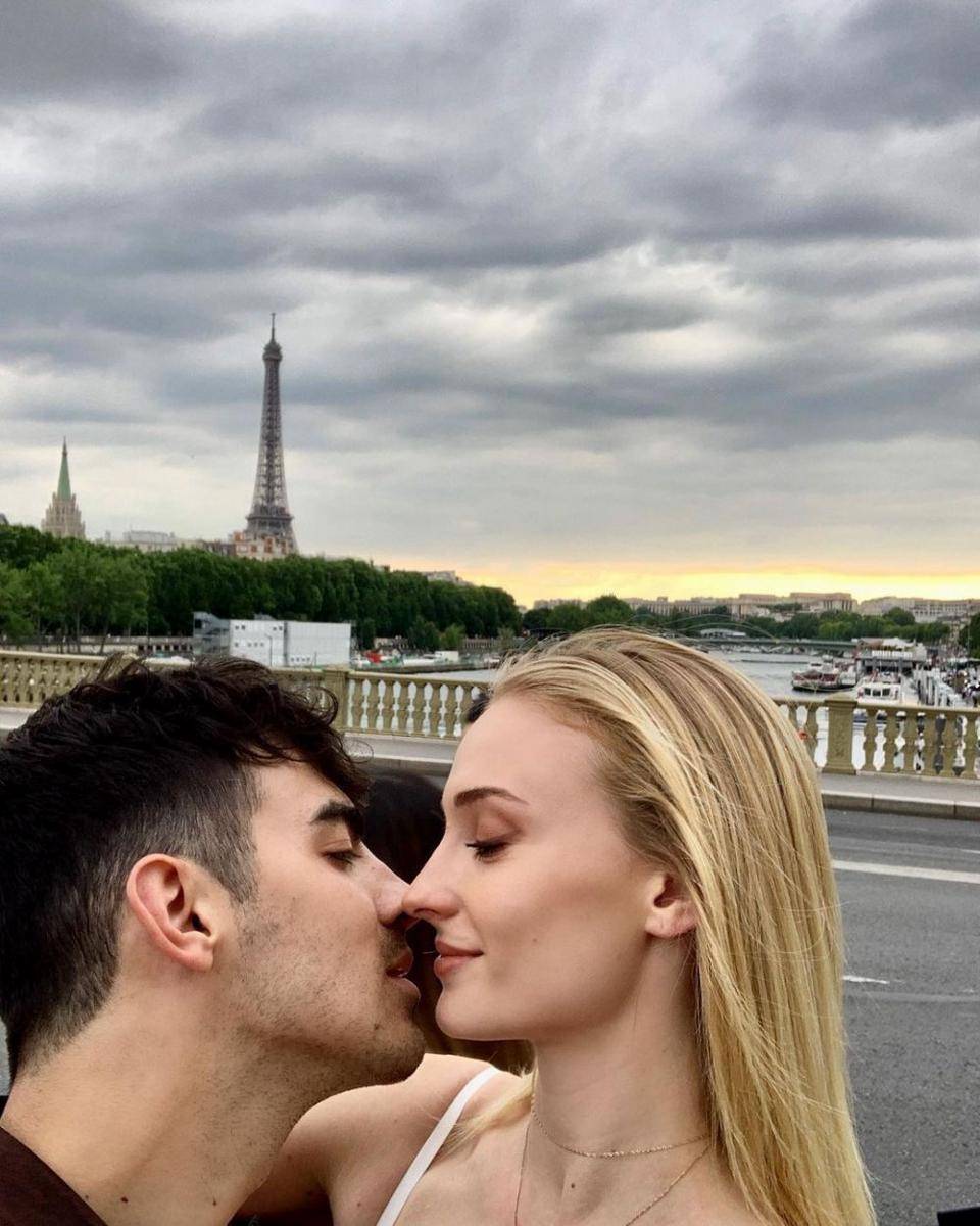 Joe Jonas dan Sophie Turner (instagram.com/sophiet)