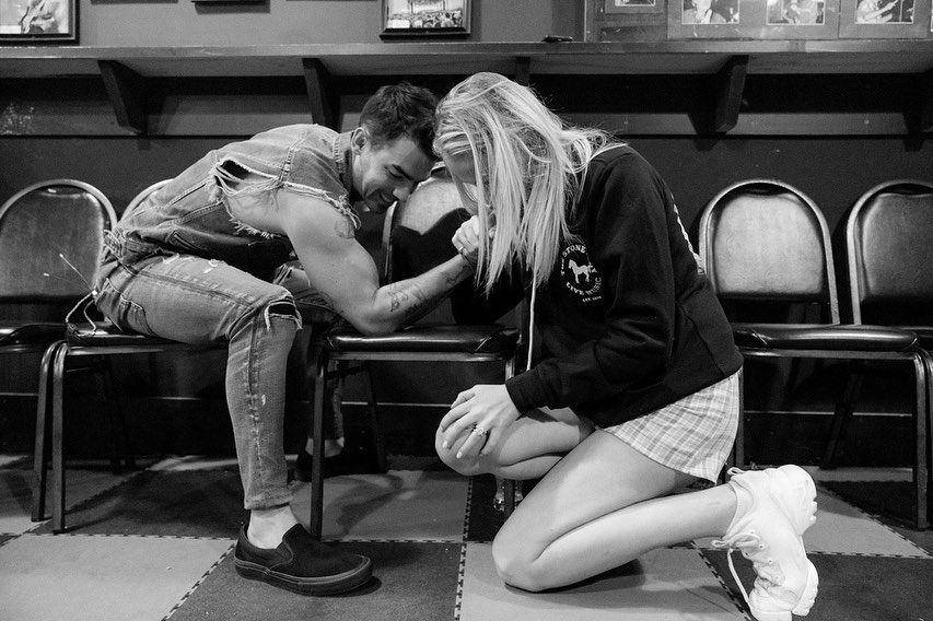 Joe Jonas dan Sophie Turner (instagram.com/sophiet)