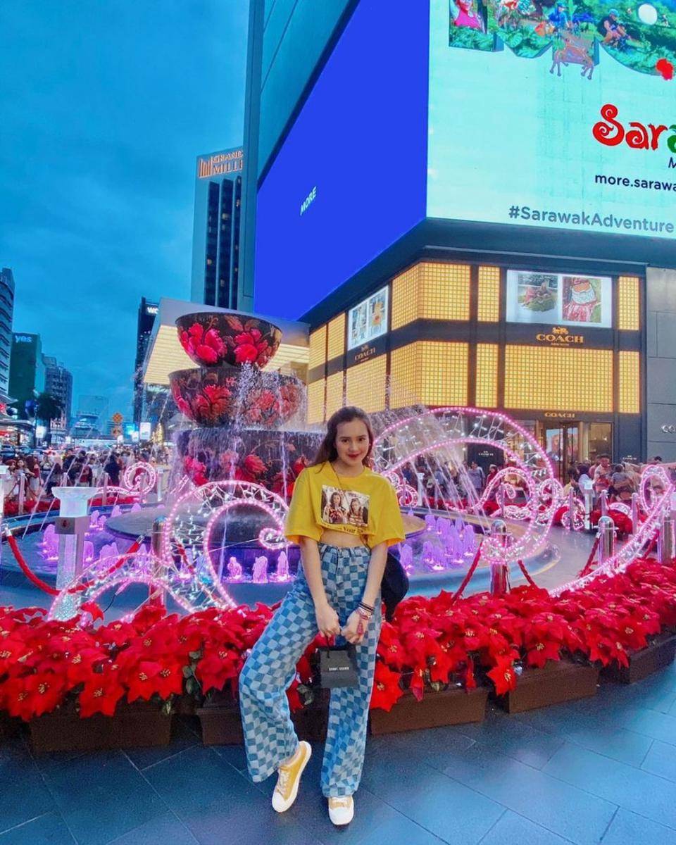 Wide leg pants ala Beby Tsabina (instagram.com/bebytsabina)
