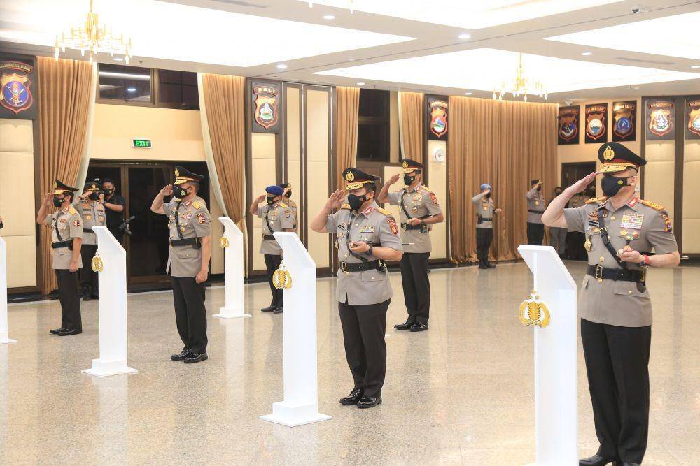 Kapolda Sumsel, Irjen Pol Toni Harmanto saat serah terima jabatan di Mabes Polri (IDN Times/Mabes Polri)