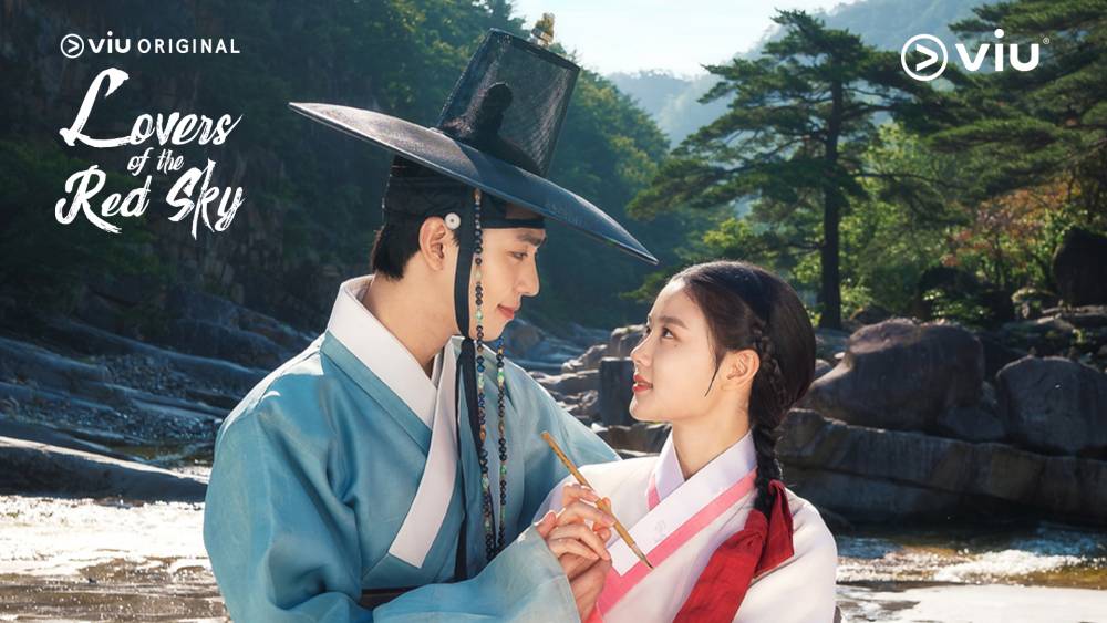 Ahn Hyo Seop dan Kim Yoo Jung dalam drama Lovers of the Red Sky (dok. Viu)