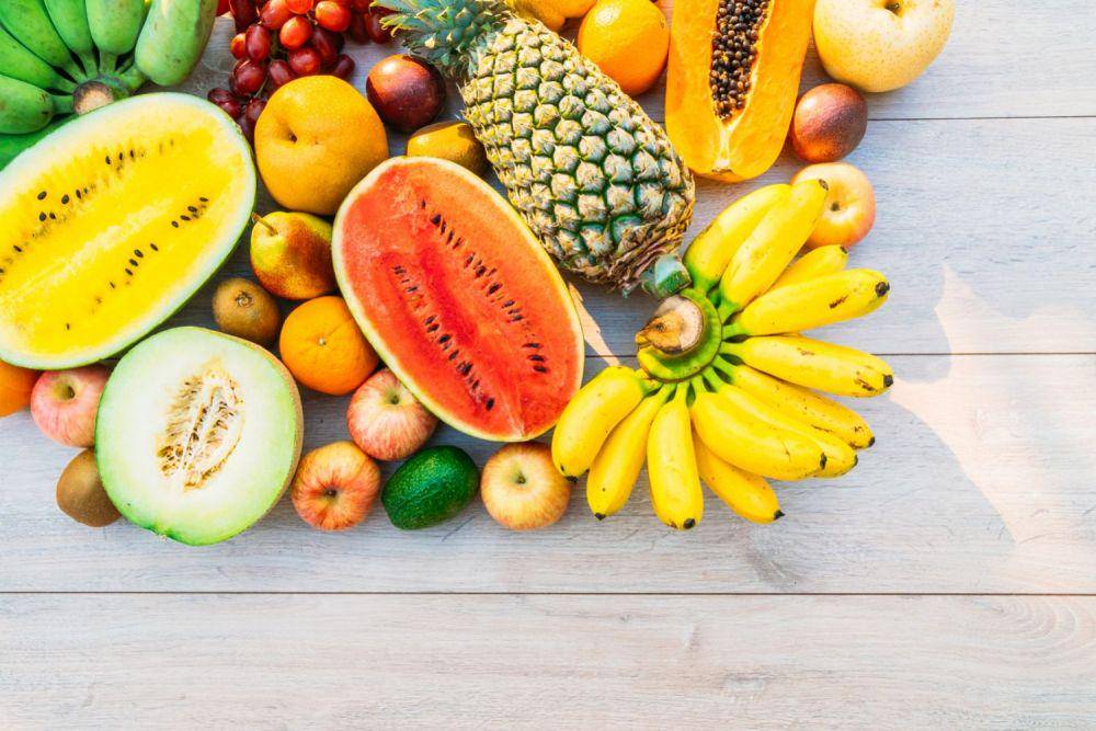 ilustrasi buah-buahan (freepik.com/lifeforstock)