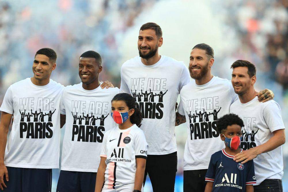 perkenalan pemain baru PSG (bleacherreport.com)