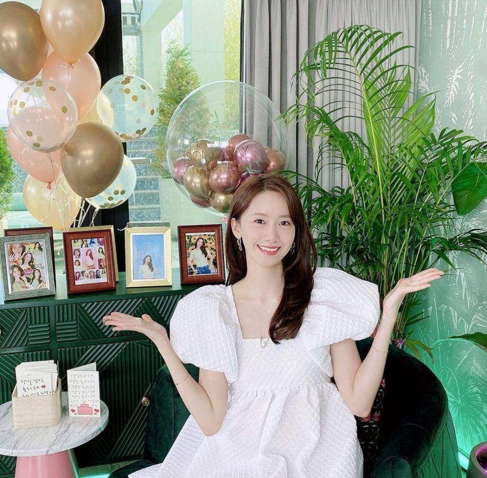 Lim Yoona (instagram.com/yoona__lim)