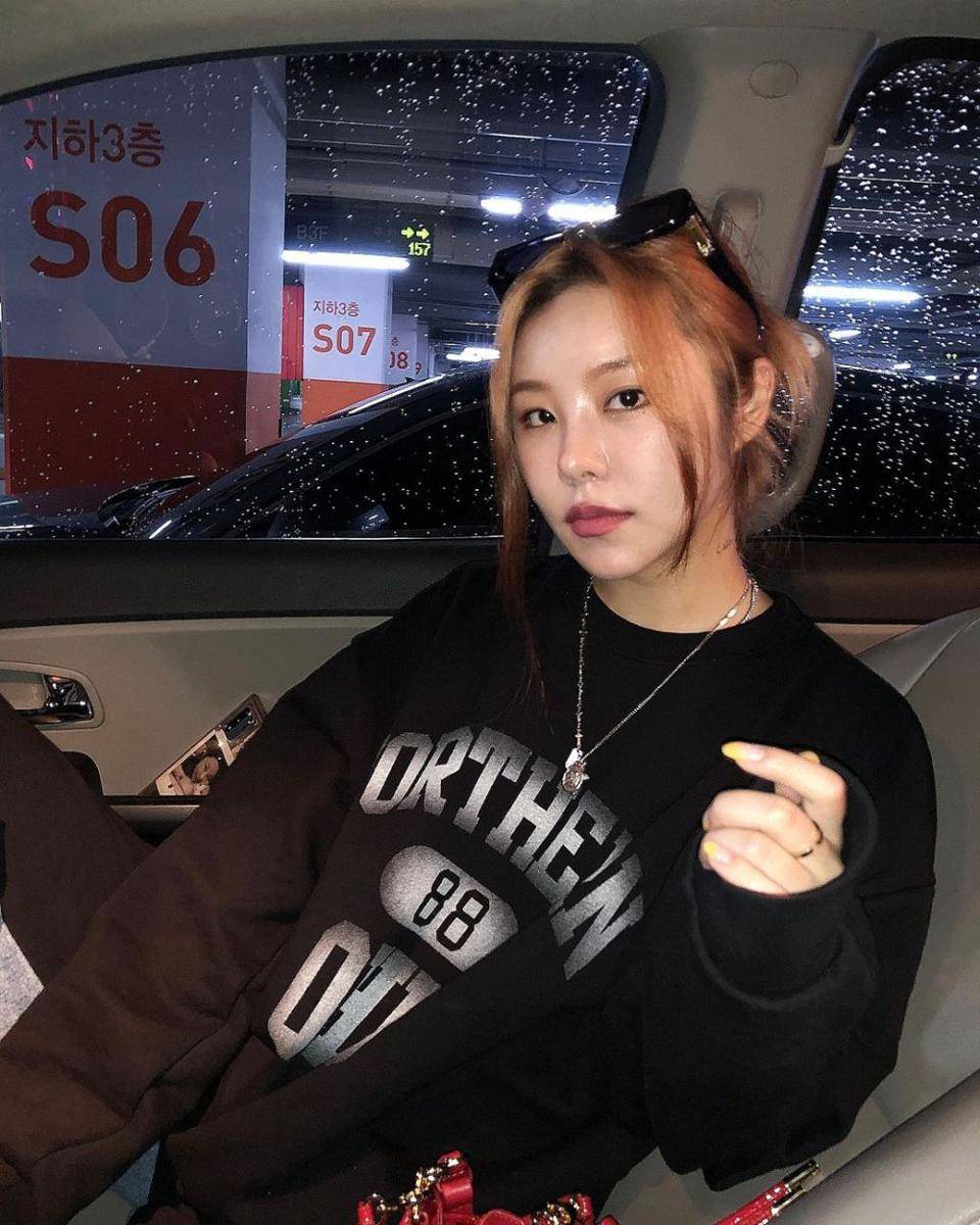 Wheein MAMAMOO (instagram.com/whee_inthemood)