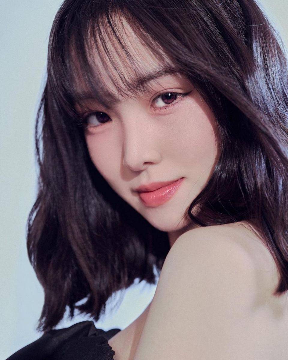 Yuju (instagram.com/yuuzth)