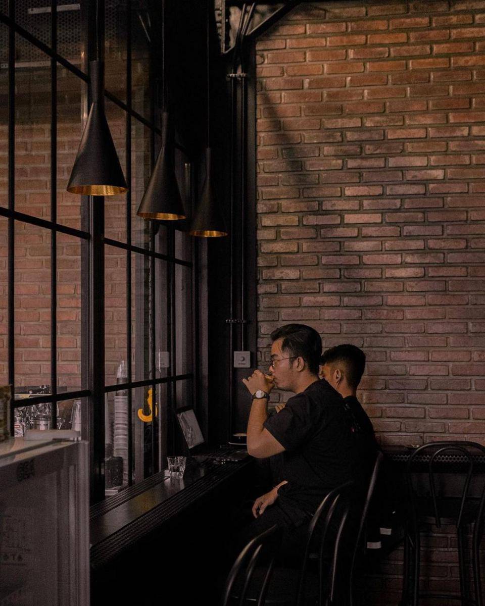 Kafe Pull and Shot (instagram.com/pullandshot)