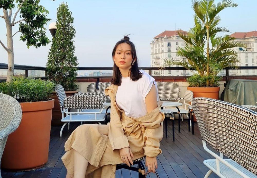 9 Potret Terbaru Karina Nadila yang Semakin Stunning Setelah Menikah