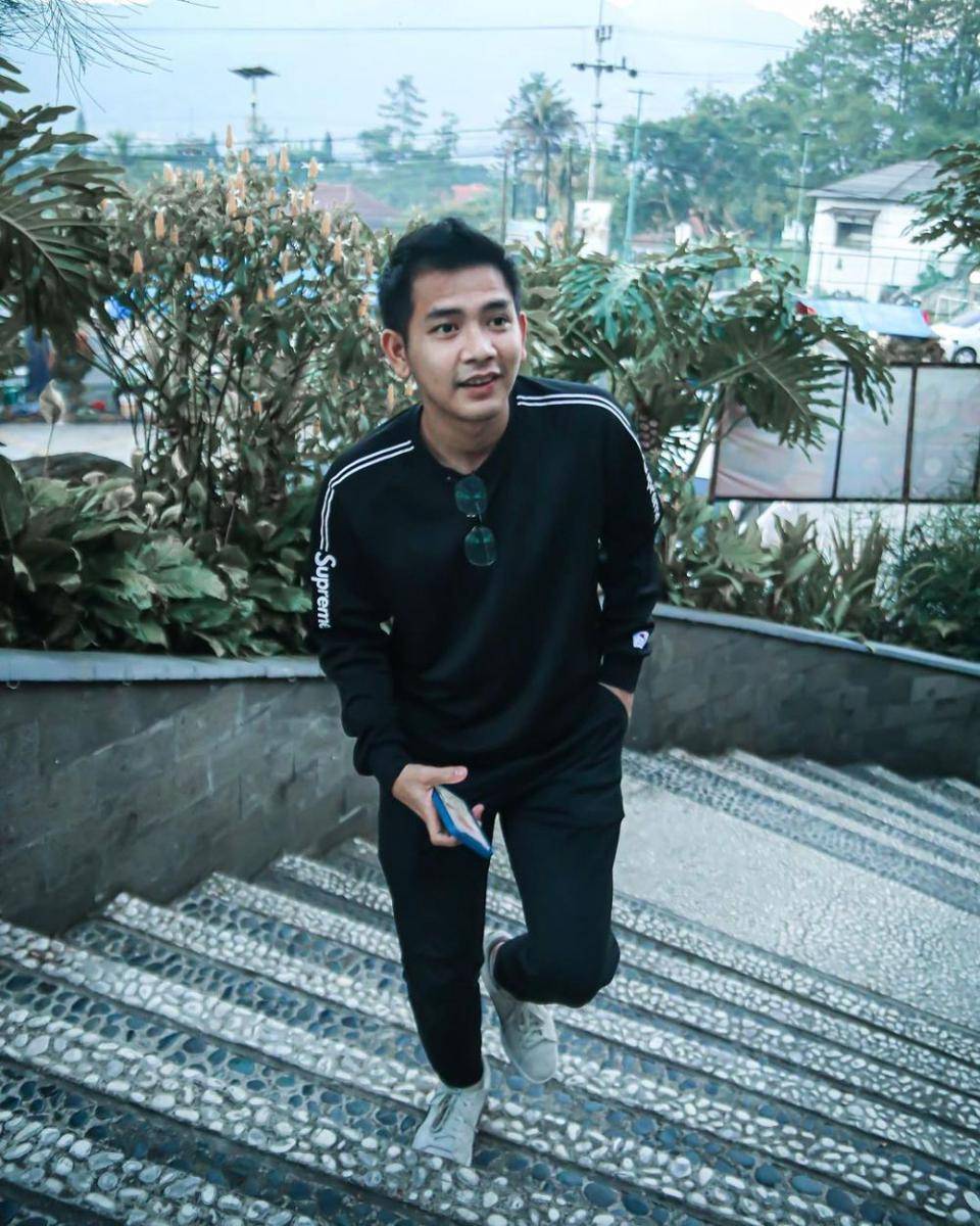 Angga Putra (instagram.com/anggaptrh)