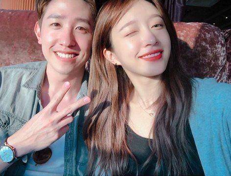 Hani EXID dan Ahn Tae Hwan (dkpopnews.net)