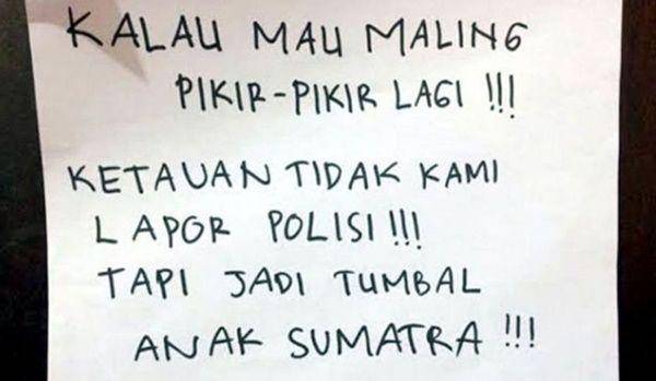 tulisan dilarang maling (Instagram.com/receh.id)