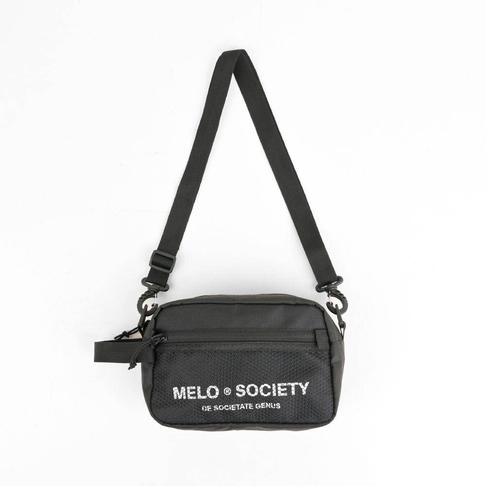 ilustrasi sling bag (melo.co.id)