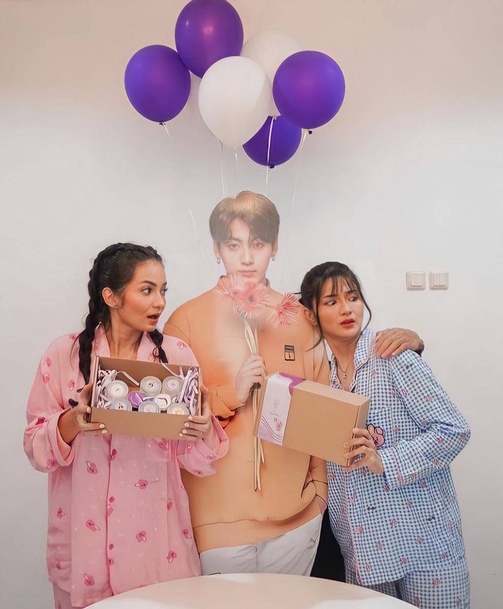 Enzy Storia dan Furry Citra (instagram.com/furrycitra)