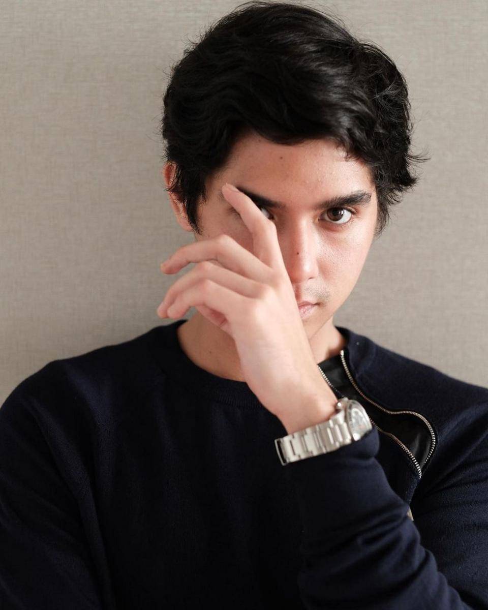 Al Ghazali (instagram.com/alghazali7)