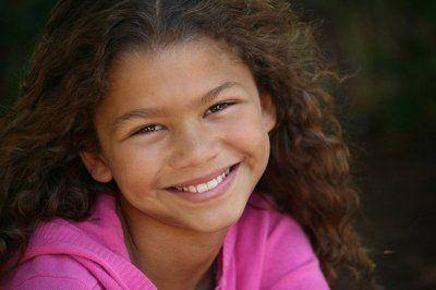 Zendaya (fanpop.com)