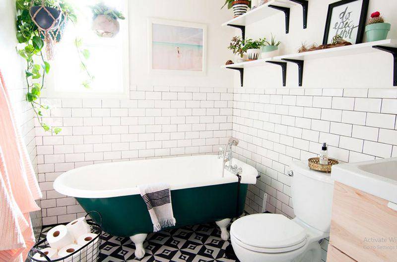 kamar mandi bergaya Bohemian (homedesignlover.com)