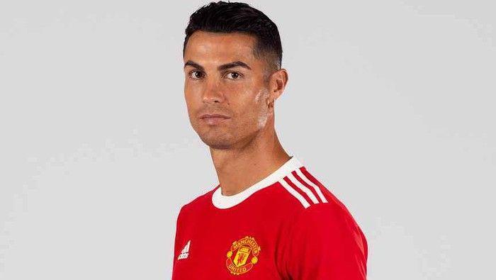 5 Pemain yang Pernah Membela Manchester United di Dua Periode Berbeda