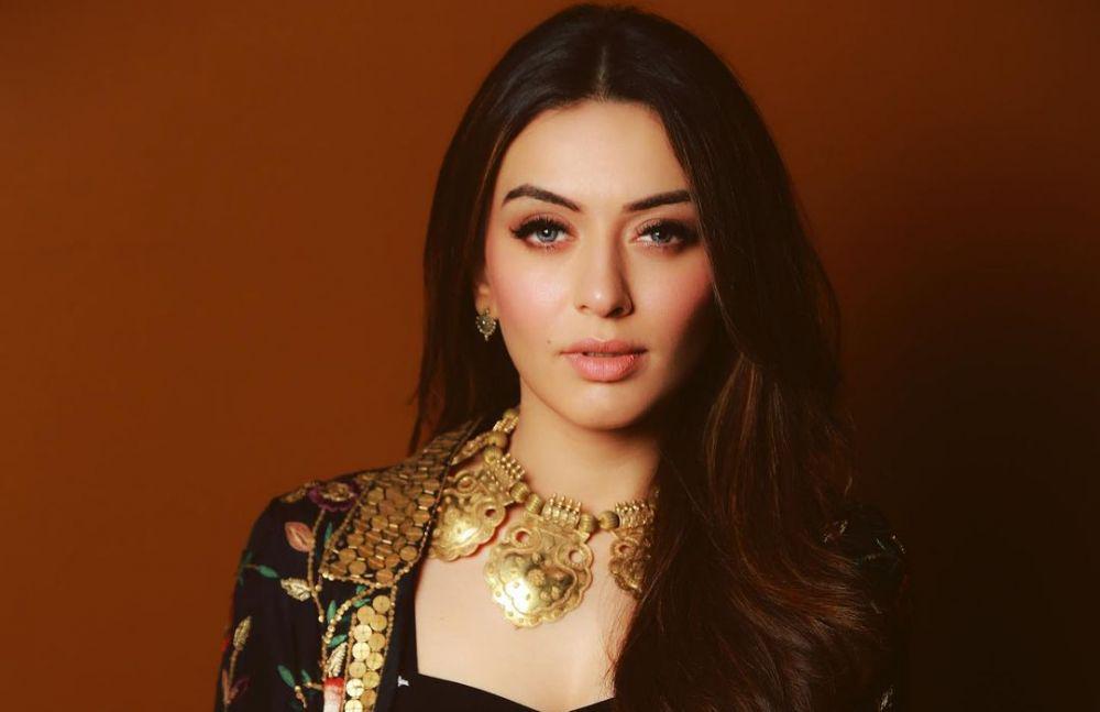 10 Kabar Anyar Hansika Motwani, Pemeran di Shaka Laka Boom Boom