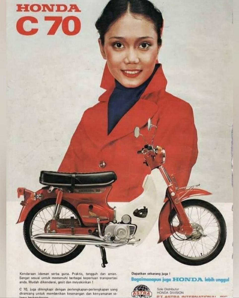 iklan motor jadul (instagram.com/potolawas)