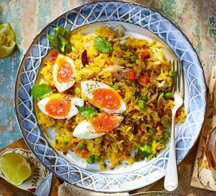 ilustrasi smoked mackerel kedgeree (bbcgoodfood.com/Rosie Birkett)
