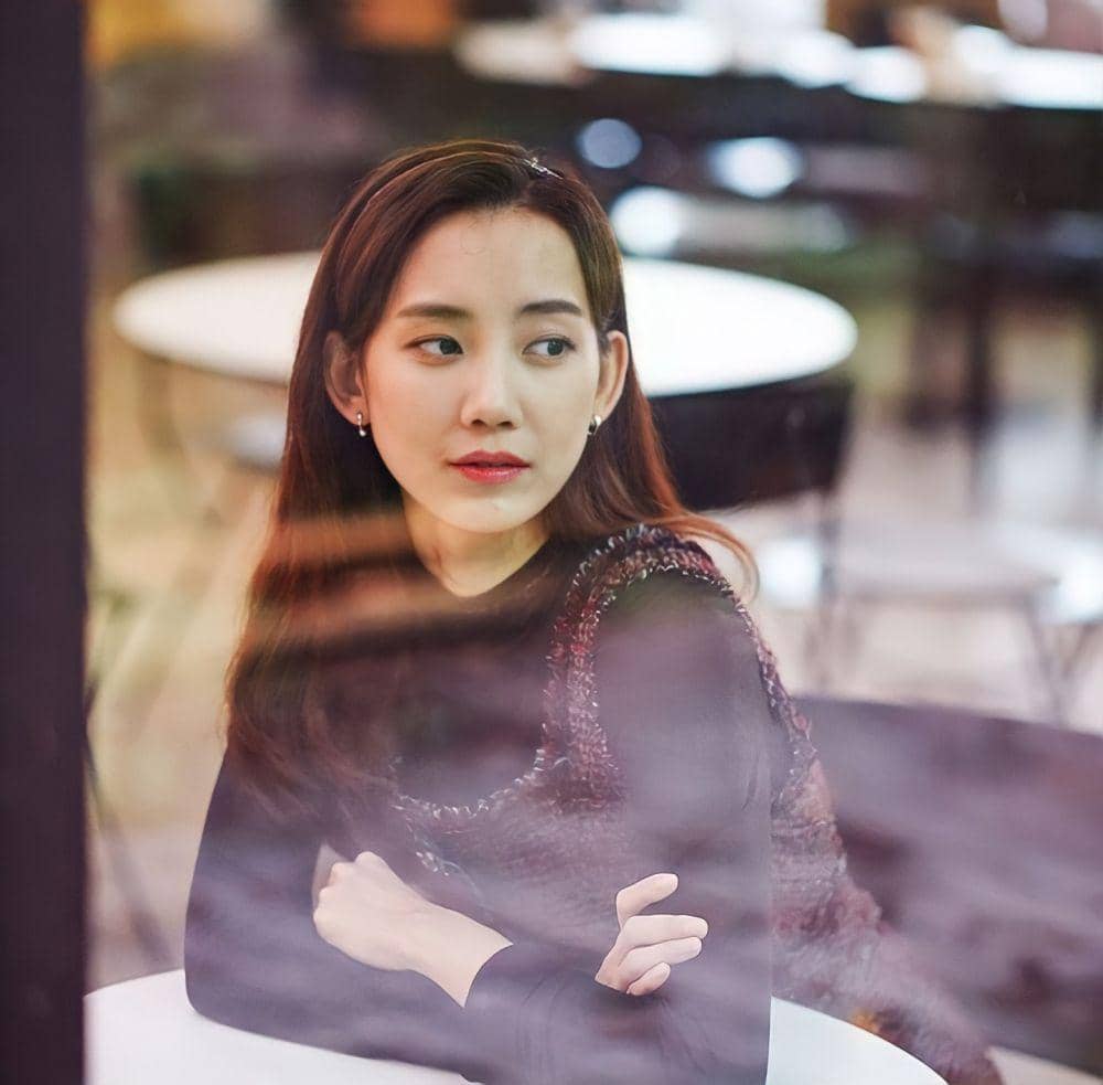 Shin Hyun Bin (instagram.com/hyunbeenshin)