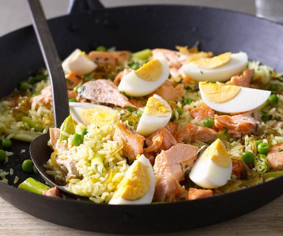 ilustrasi trout kedgeree (womensweeklyfood.com.au)