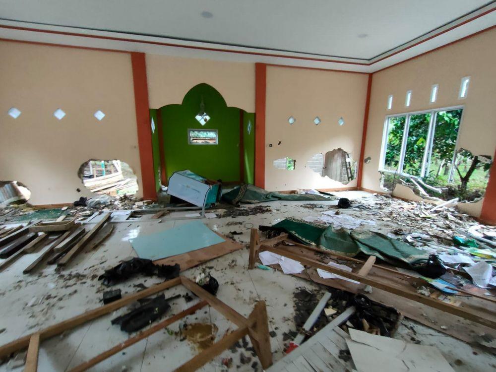 Belasan Warga Balai Harapan Jadi Tersangka Pembakaran Masjid Ahmadiyah