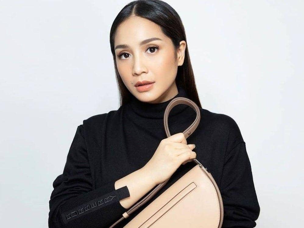 10 Potret Nagita Slavina Bawa Tas Mahal, Kalau Rusak Nyeseknya Double!