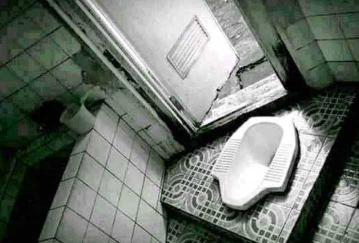 WC out of the box (instagram.com/infotekniksipil)